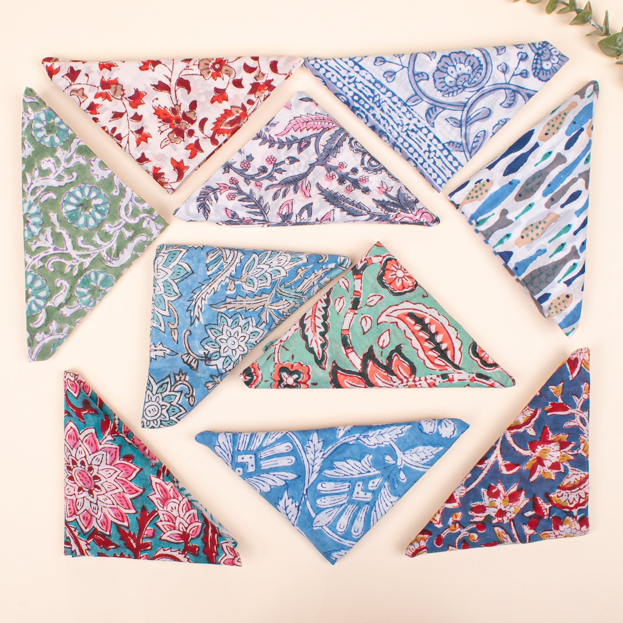 Cotton Bandanas Are Back: Trending Accessories for 2025