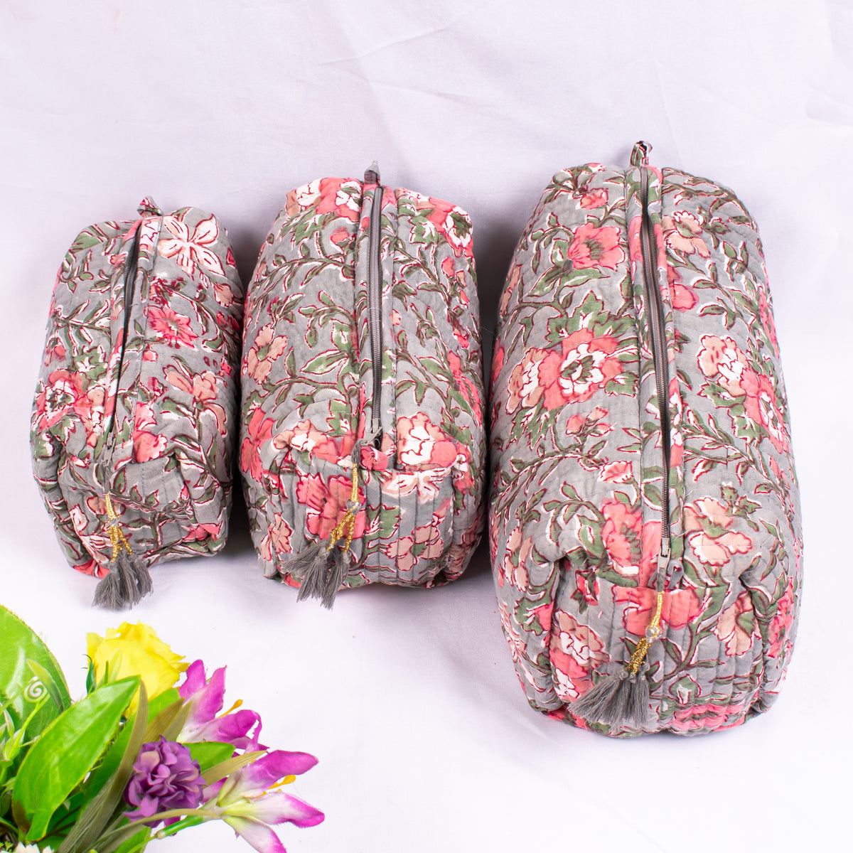 Quilted Wash Bag, Handmade Floral Print Cosmetic Organizer, Indian Hand Block Travel bag, Vanity Case, Travel bag - CraftJaipur